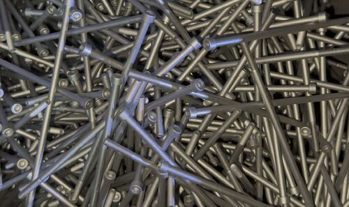 บล็อกบริษัทล่าสุดเกี่ยวกับ เมื่อ ป้องกันการกัดกร่อนไปนอกจากสเปรย์เกลือ การดูคุณค่าจริงของซิงก-อลูมิเนียมไมโครโคเวต จากมุมมองของความสามารถของระบบ