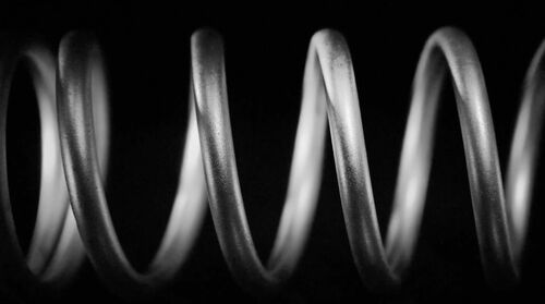 บล็อกบริษัทล่าสุดเกี่ยวกับ ขั้นตอนใหม่ในการป้องกันการกัดกร่อนในอุตสาหกรรม: การใช้ผิวเคลือบซีนก-อลูมิเนียม